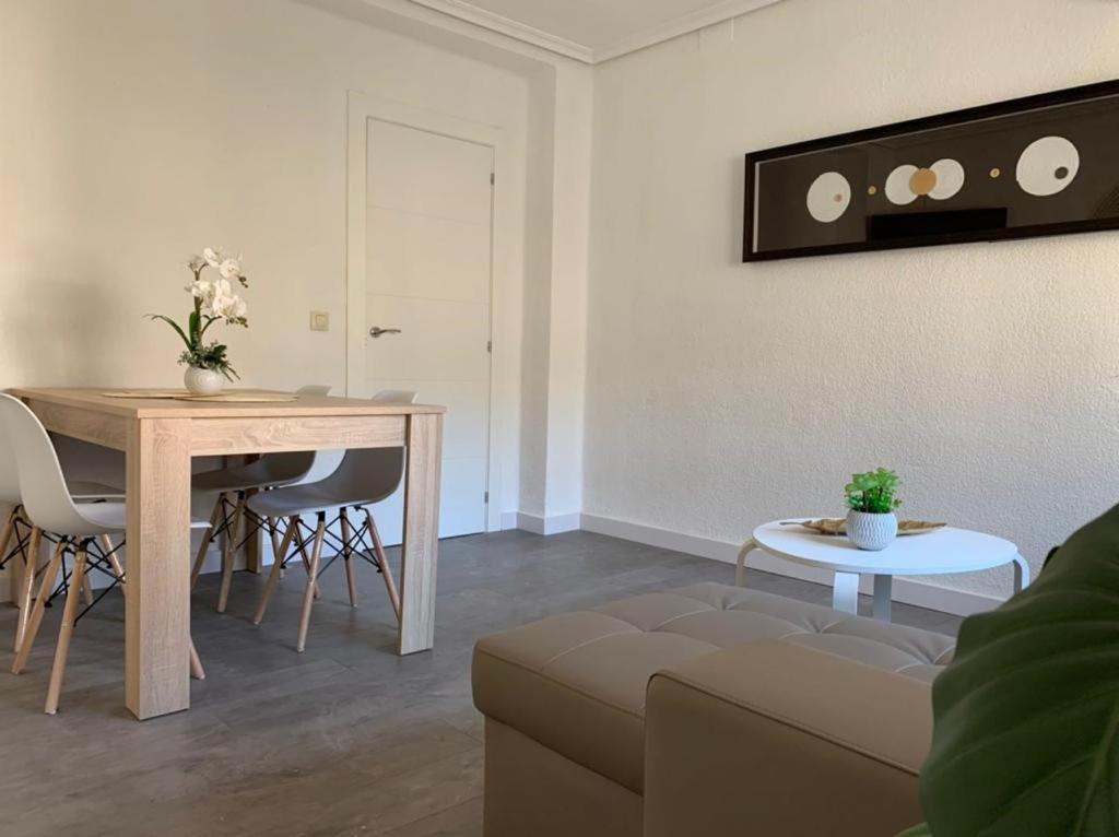 Espectacular Apartamento A 100Mt De La Playa Las Arenas Valencia Exterior photo