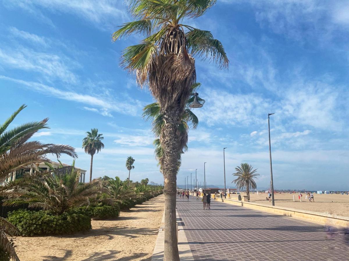 Espectacular Apartamento A 100Mt De La Playa Las Arenas Valencia Exterior photo